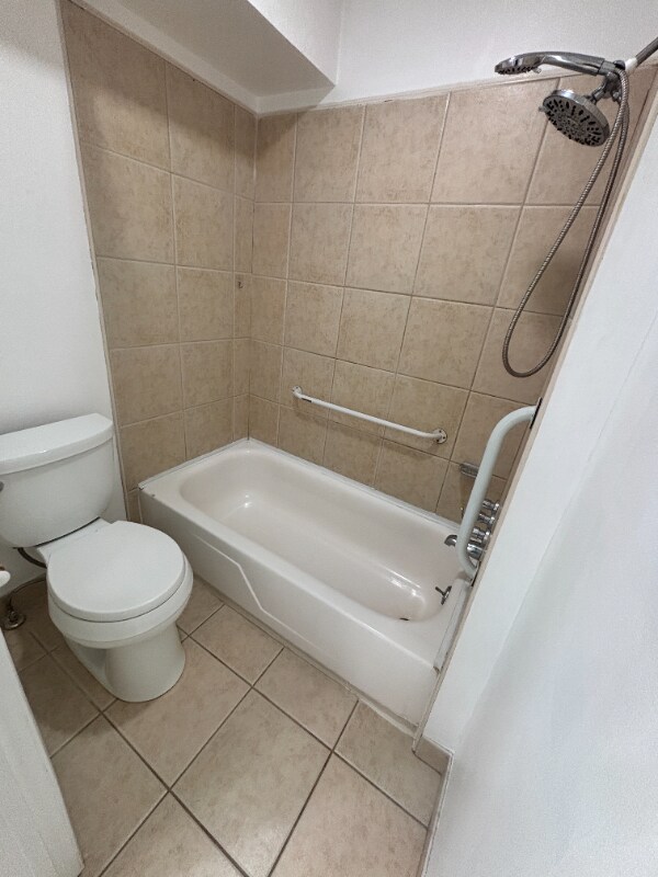 Building Photo - 734 W Kilgore Rd