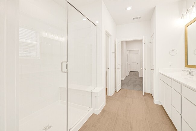 Building Photo - 31819 Autumn Spur Ln