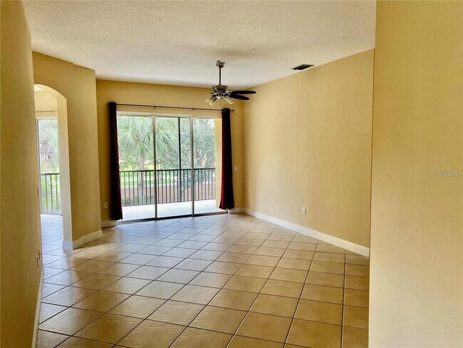 Building Photo - 8153 Miramar Way