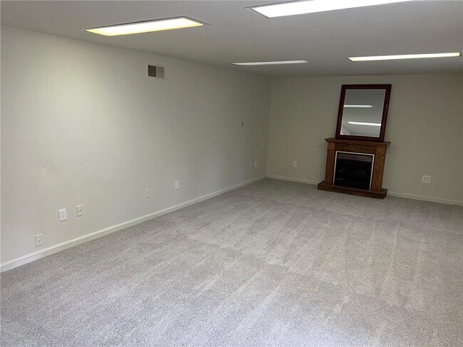 Building Photo - 1745 Mineral Springs Rd