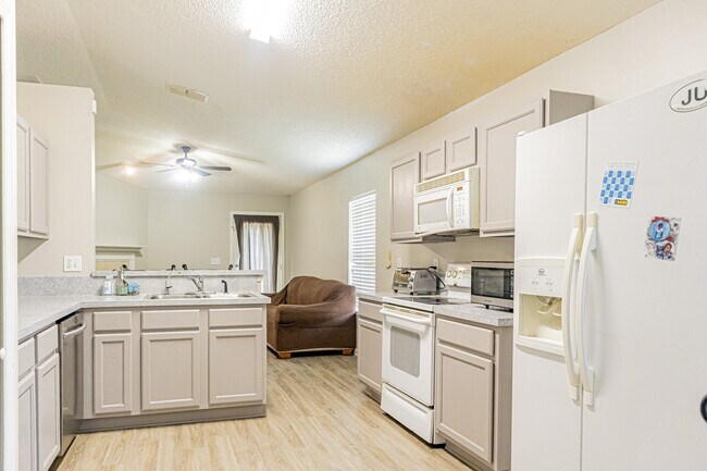Building Photo - 8716 Springtree Road