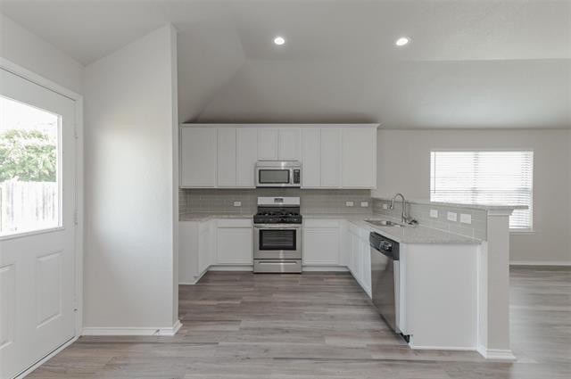 Building Photo - 1232 Round Pen Run