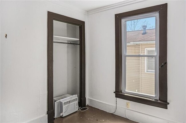 Building Photo - 4727 5th Ave