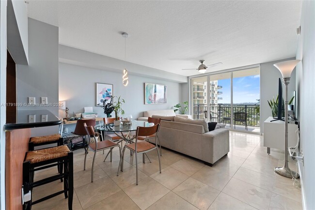 Building Photo - 610 W Las Olas Blvd