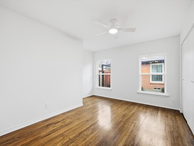 Building Photo - 10209 Casa View Dr