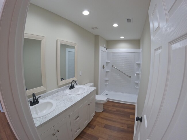 Building Photo - 1011 S Somerville St