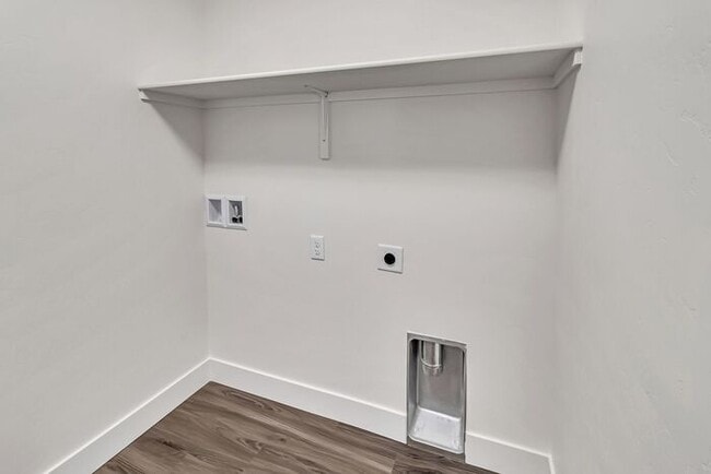 Building Photo - Price Drop! Beautiful 4-Bedroom Rental with Modern Upgrades and RV Parking!