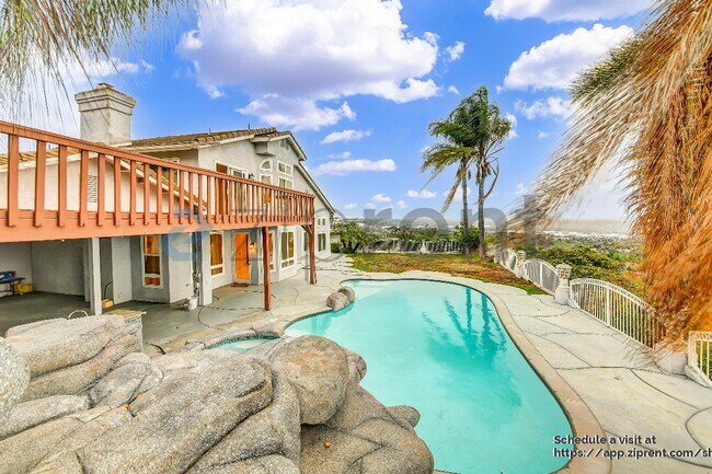 Building Photo - 19872 Sunset Vista Rd