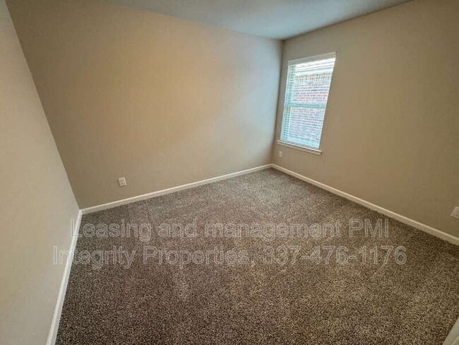 Building Photo - 9239 Garrett Rd