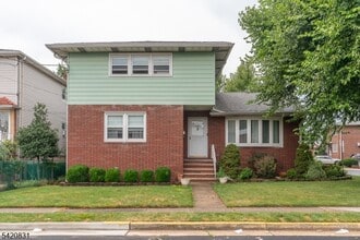 Building Photo - 300 Mitchell Ave