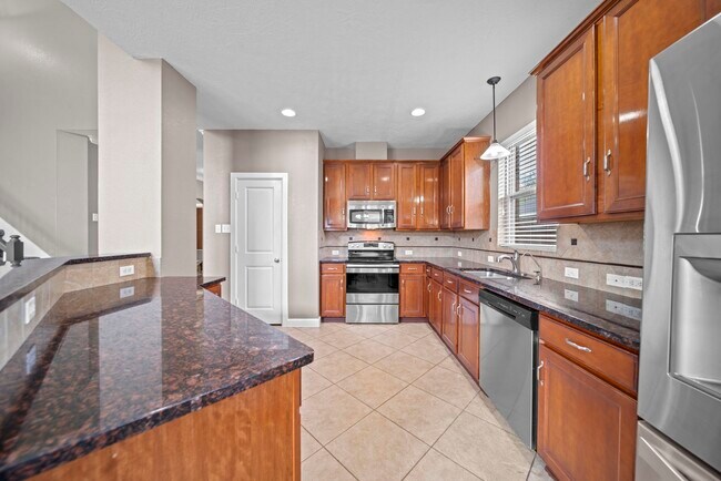 Building Photo - 2413 Quiet Arbor Ln