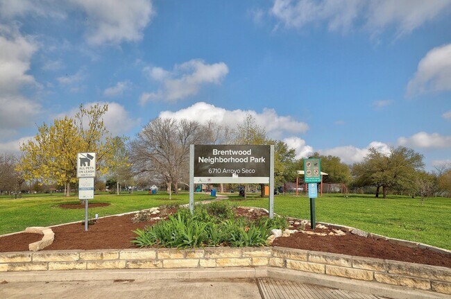 Building Photo - 1000 Arcadia Ave