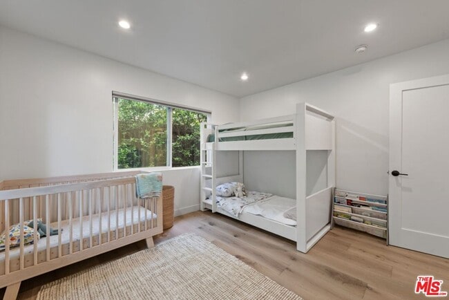 Building Photo - 3520 Mandeville Canyon Rd