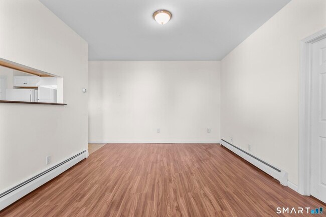 Building Photo - 83 Prospect St