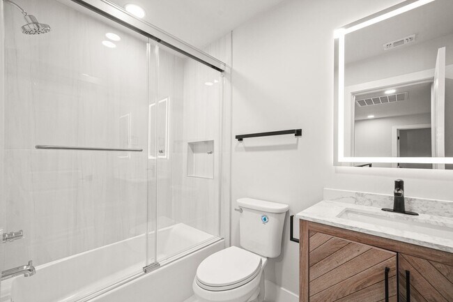 Building Photo - “Newly Remodeled 4BR Home in Prime San Antonio Location”