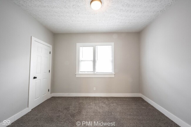 Building Photo - 729 N Bosart Ave