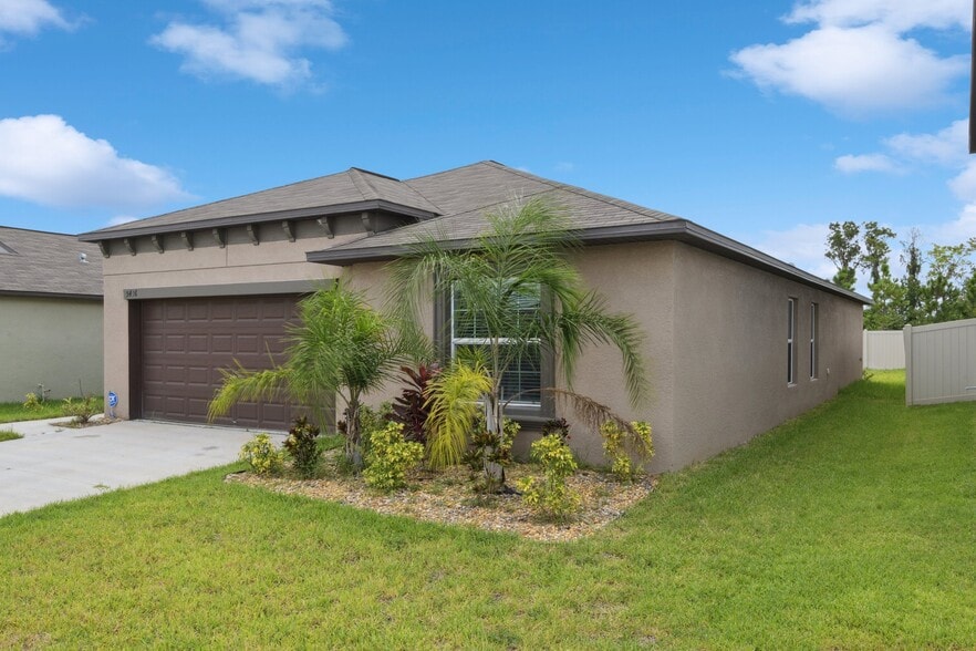 Primary Photo - 5436 Blue Azure Dr