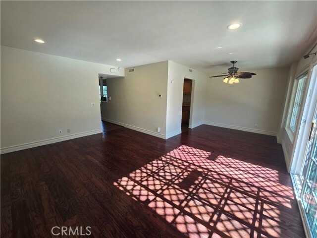 Building Photo - 4756 Larwin Ave