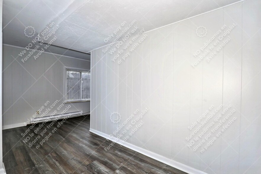 Building Photo - 6114 Hillside Ave