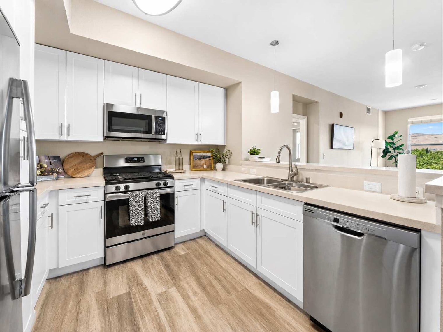 Building Photo - 375 Harbour Cove Dr