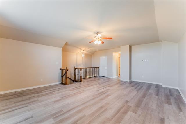 Building Photo - 1229 Lone Pine Dr