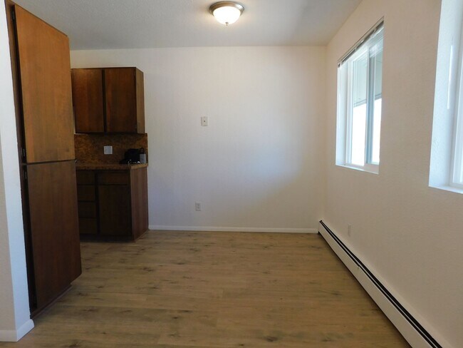 Building Photo - 3292 Lombardy Ln