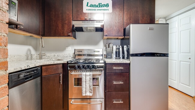 Building Photo - 639 W Grace St