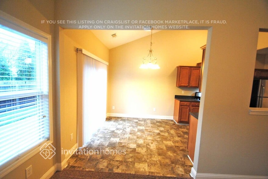 Building Photo - 4242 Creekrun Cir