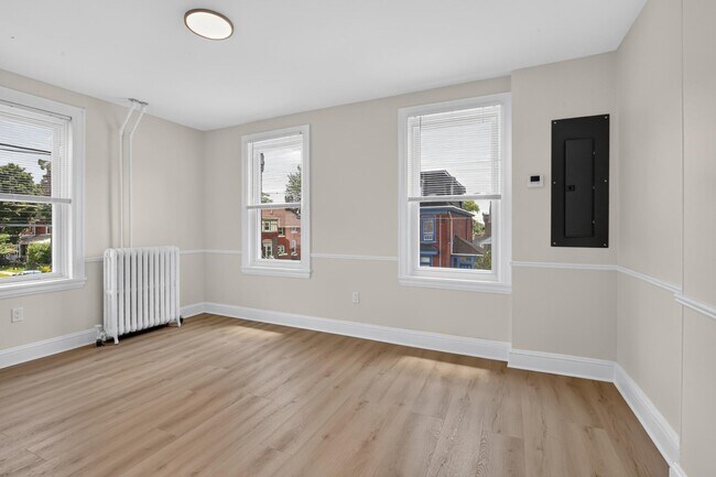 Building Photo - 6347 McCallum St