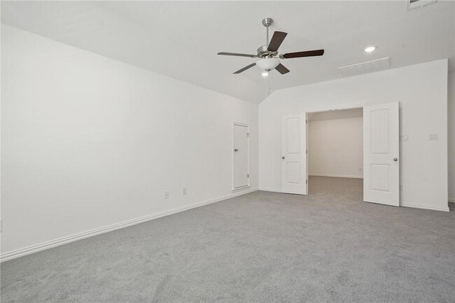 Building Photo - 613 Silent Crk Cv