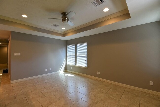 Building Photo - 108 A Boston Avenue