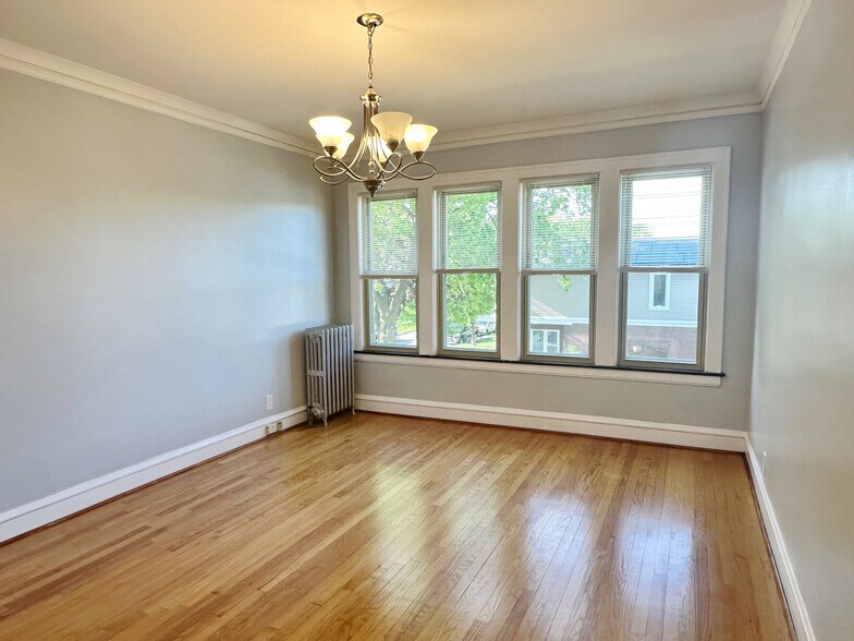 Building Photo - 4859 N Kenneth Ave