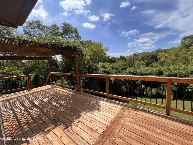 Building Photo - 4612 Deepwood Ct