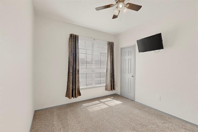Building Photo - 1409 Clear Creek Dr
