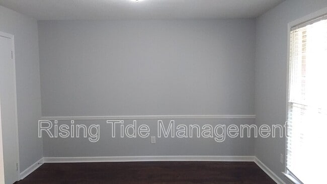 Building Photo - 508 Wood Terrace NE