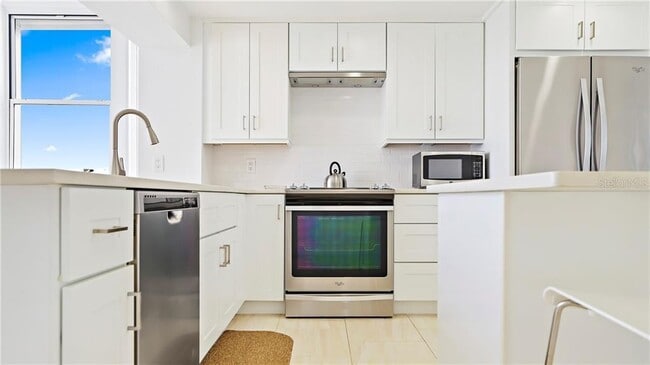 Building Photo - 7000 Beach Plaza