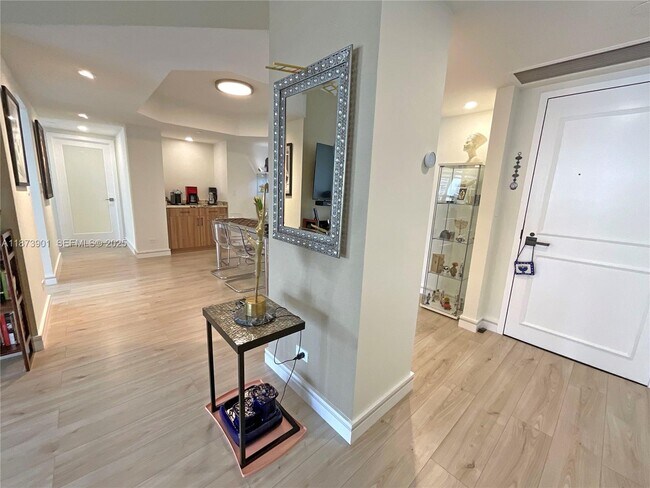 Building Photo - 20191 E Country Club Dr