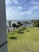 Building Photo - 590 S Banana River Dr