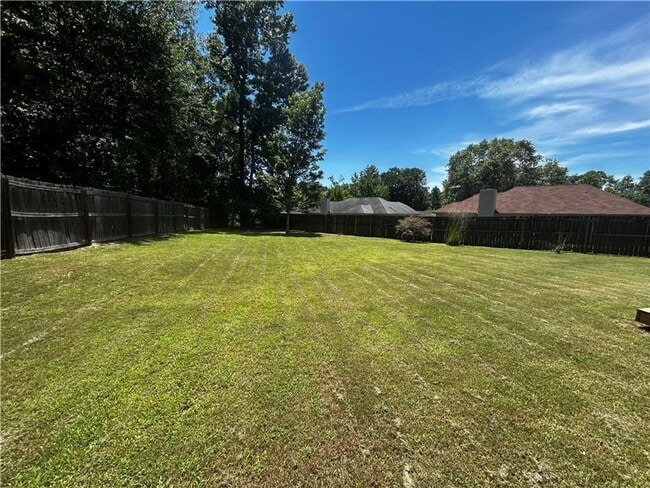 Building Photo - 249 Deerfield Ct