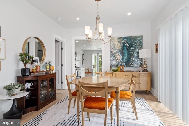 Building Photo - 207 Dodson Ave