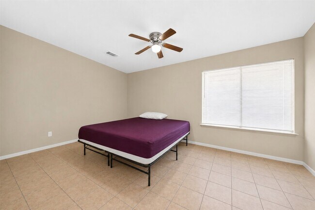 Building Photo - 13610 Sunswept Way