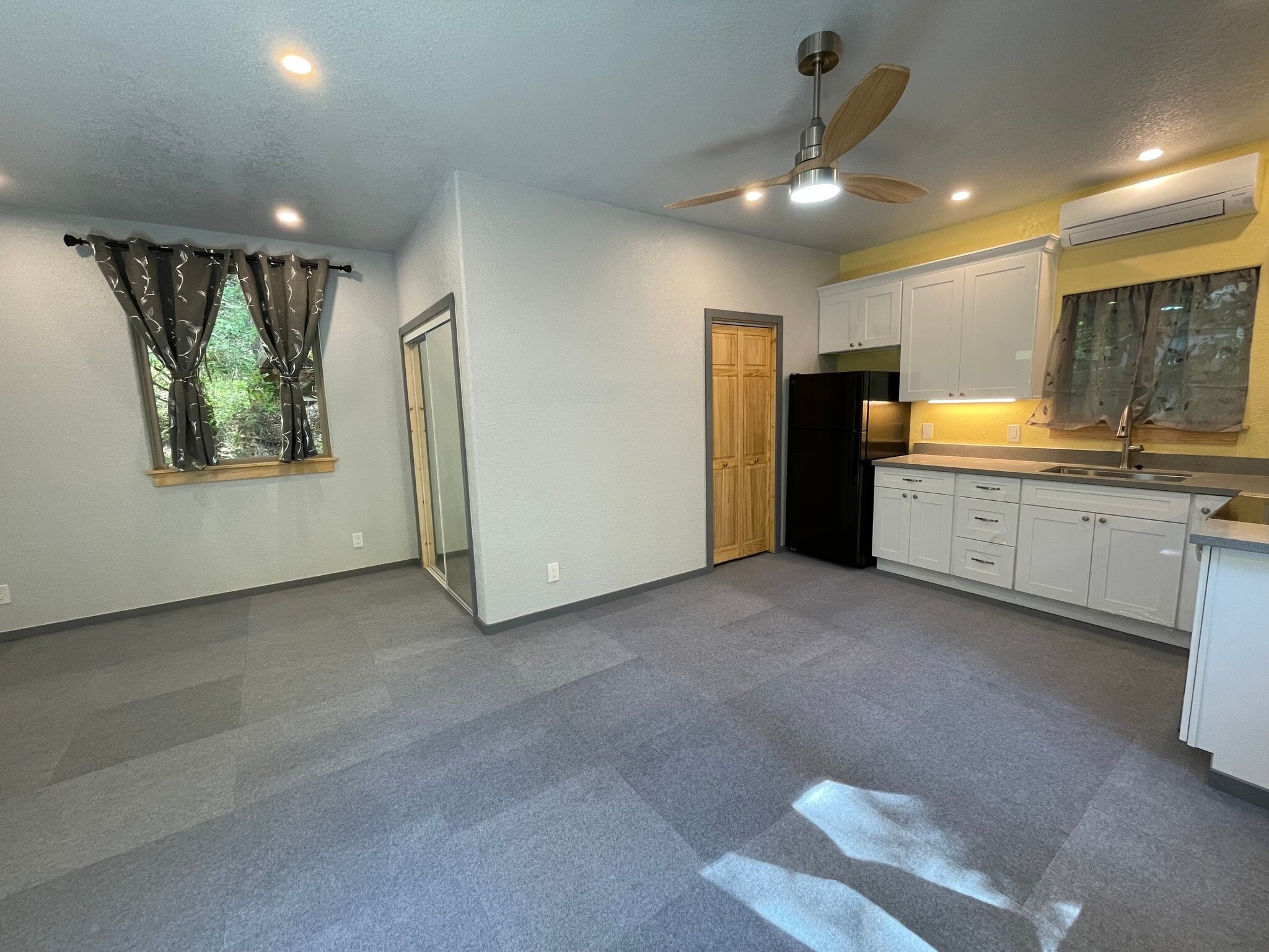 Building Photo - 12570 Mays Canyon Rd