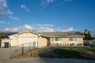 Building Photo - 1602 Heron Ct