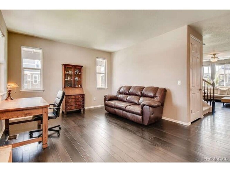 Building Photo - 795 Old Wagon Trail Cir
