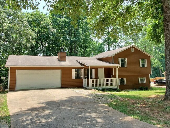 Primary Photo - 394 Russell Ridge Dr