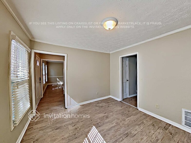 Building Photo - 155 Middling Ln