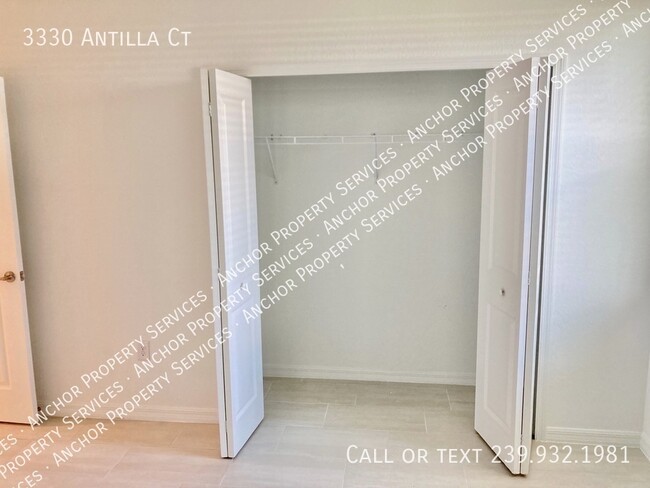 Building Photo - 3330 Antilla Ct