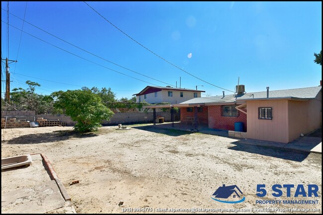 Building Photo - 7817 Caliche Dr