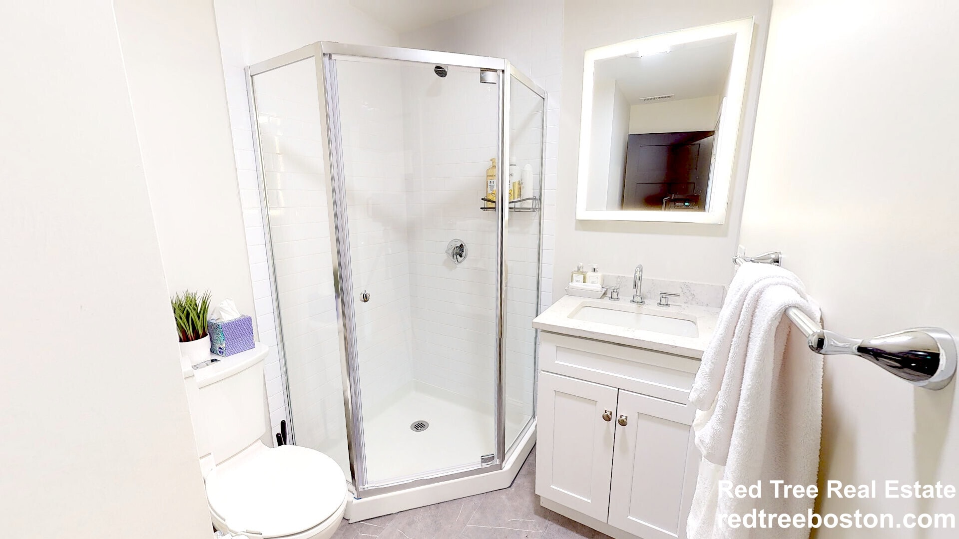 Building Photo - 659 South St