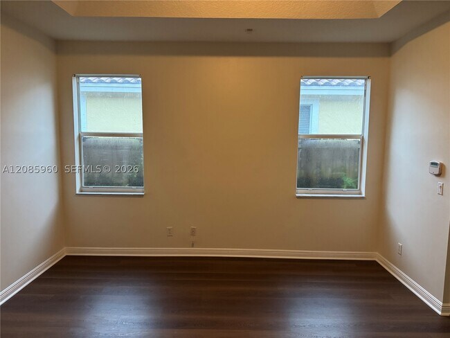 Building Photo - 5044 SW 139th Ave